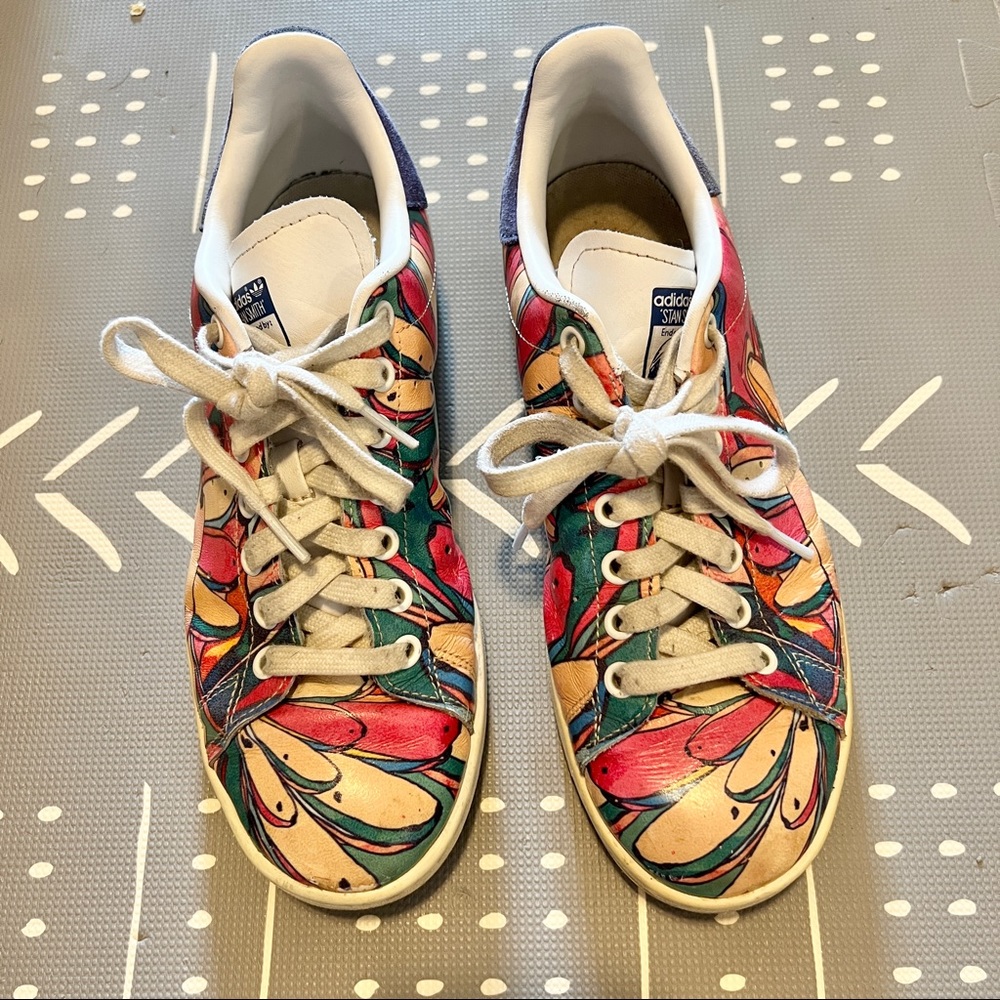 Funky Sam Smith banana graphic Adidas sneakers